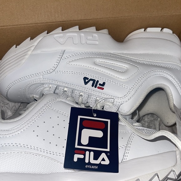 White sneaker - Picture 6 of 7